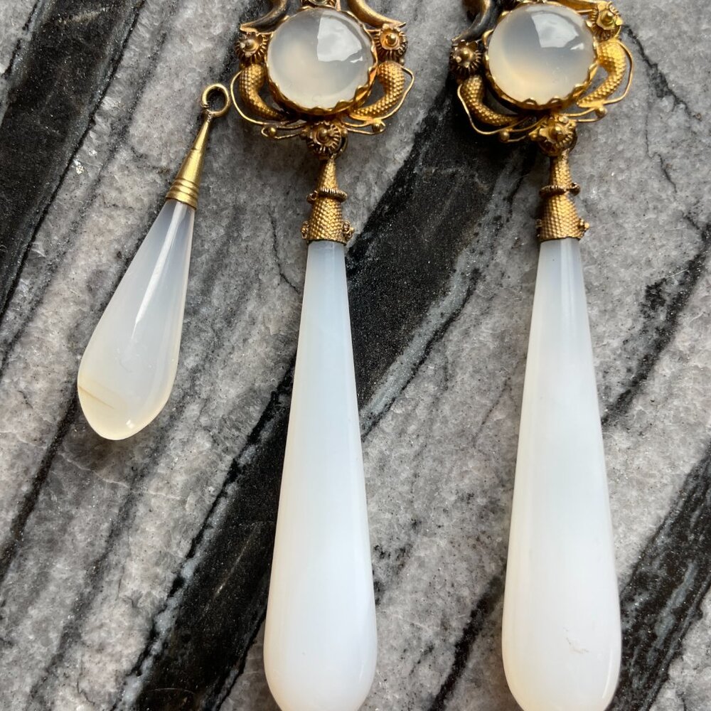 Chalcedony Earrings and Pendant